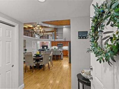 1 Tupperware Dr Unit 239, North Smithfield, RI, 02896