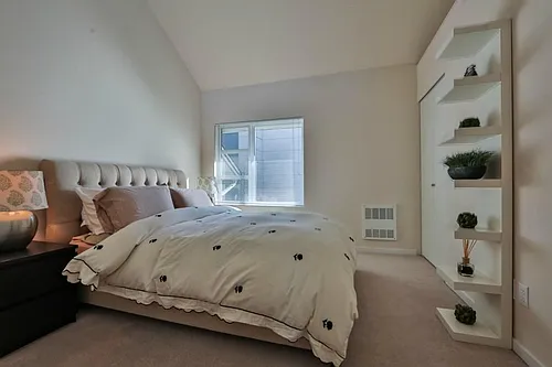 15212 NE 81st Way Photo 1