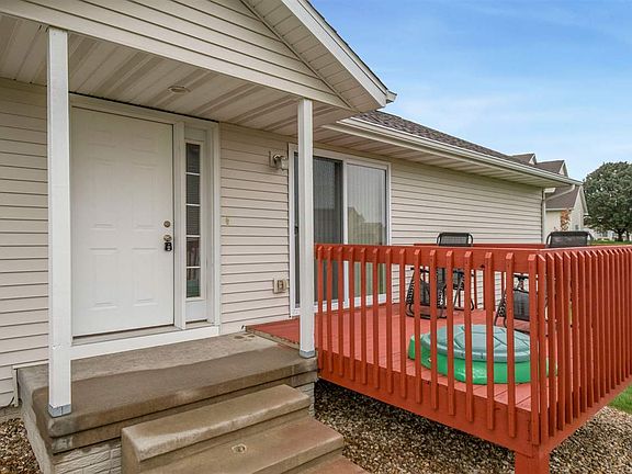 2nd image of 3453 Prairie Bend Cir