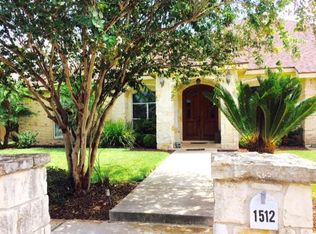1512 E 28th St, Mission, TX 78574
