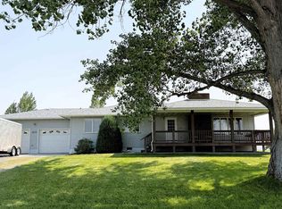 1820 Sugar Ln, Worland, WY 82401