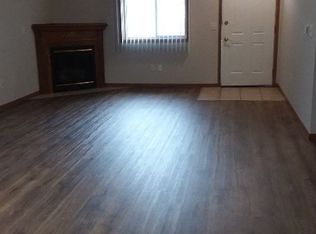 4527 Woodford Ct APT 2, Eau Claire, WI 54703