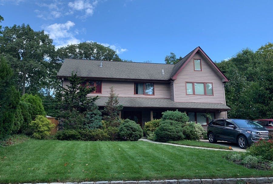 1st image of 34 Maplewood Dr