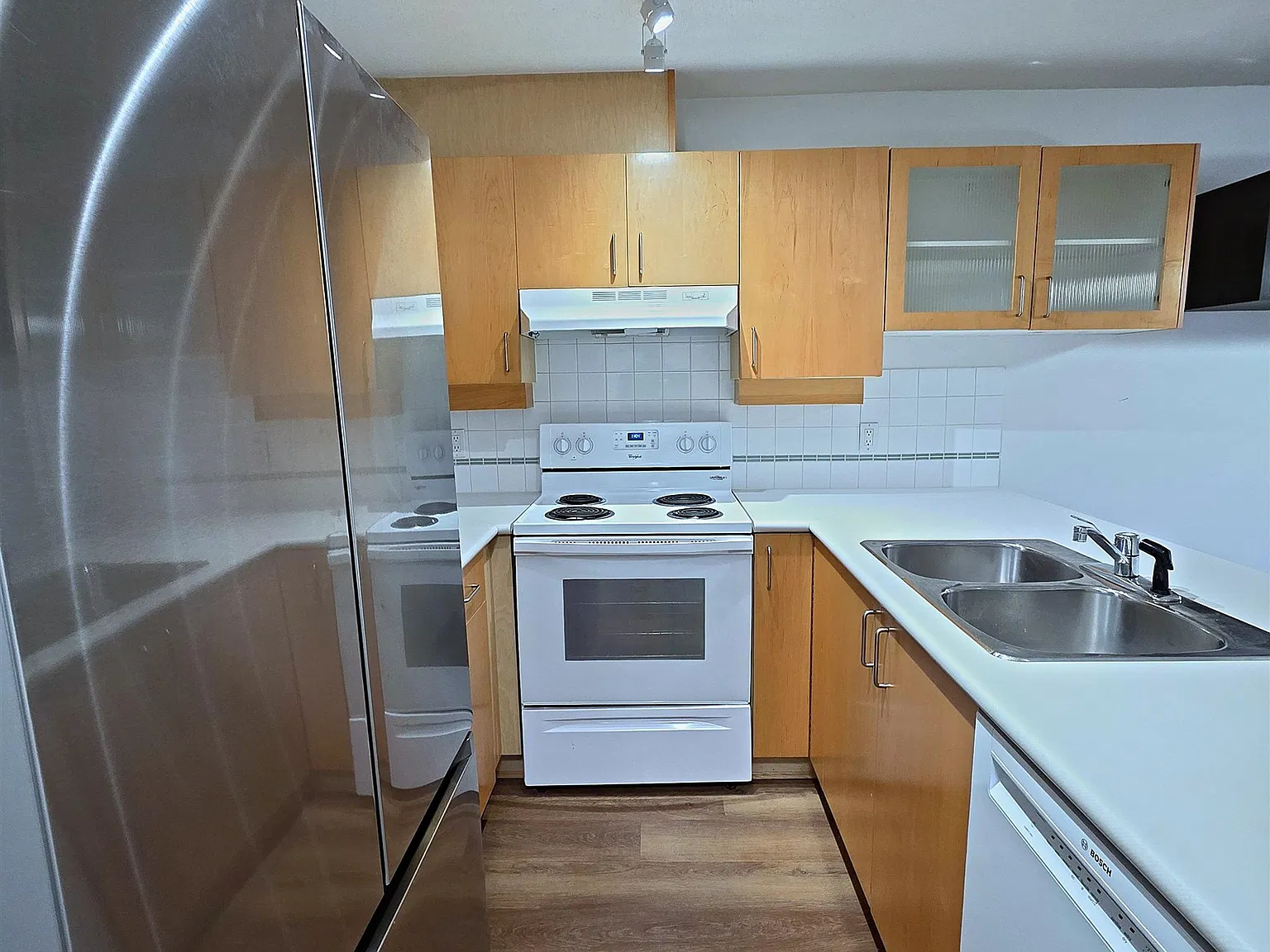 1 bed, 621 sqft, $1,800 — Photo 4