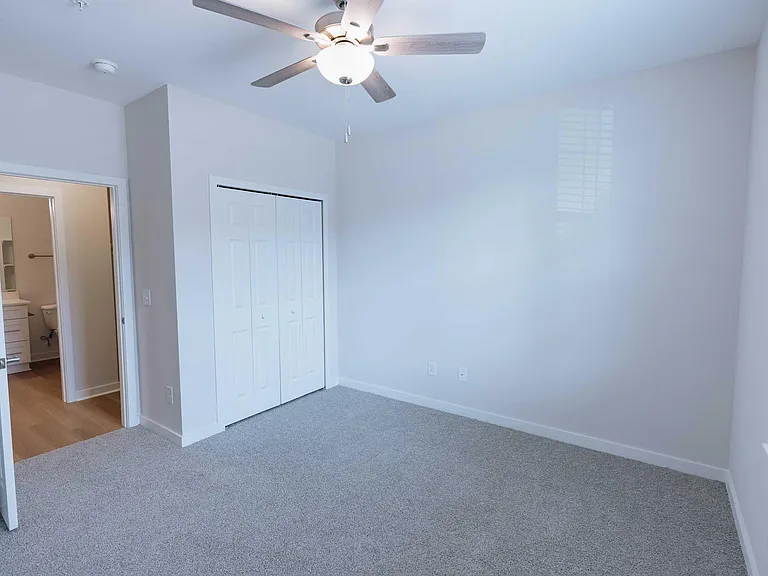 British Woods Apartments — Photo 15