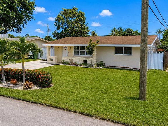 3rd image of 7611 NW 15th Ct
