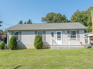 2622 Plantation Rd NE, Roanoke, VA 24012