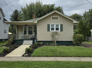 528 N Henry St, Crestline, OH 44827