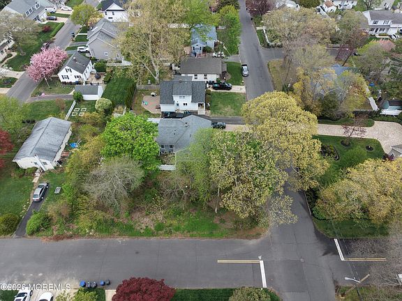 3rd image of 1429 Adrienne Road