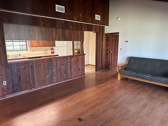 4th image of 35127 Stallings Blvd