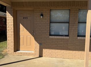 433 Helen St #433, Conway, AR 72034