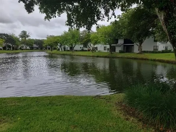 3837 Carambola Cir N #2970, Coconut Creek, FL 33066