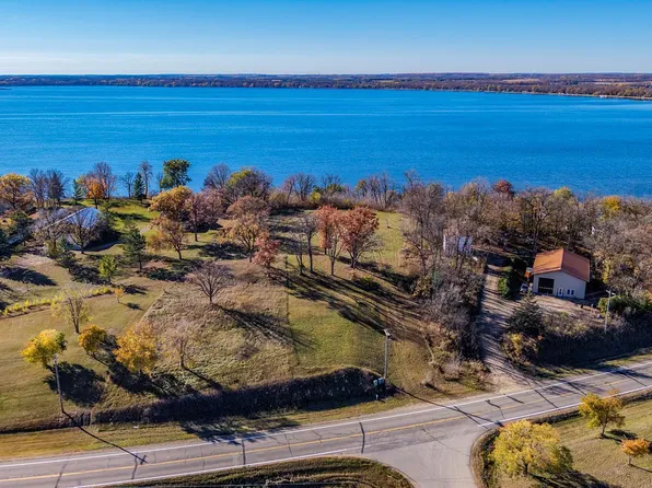 12 County Highway 17, Detroit Lakes, MN 56501