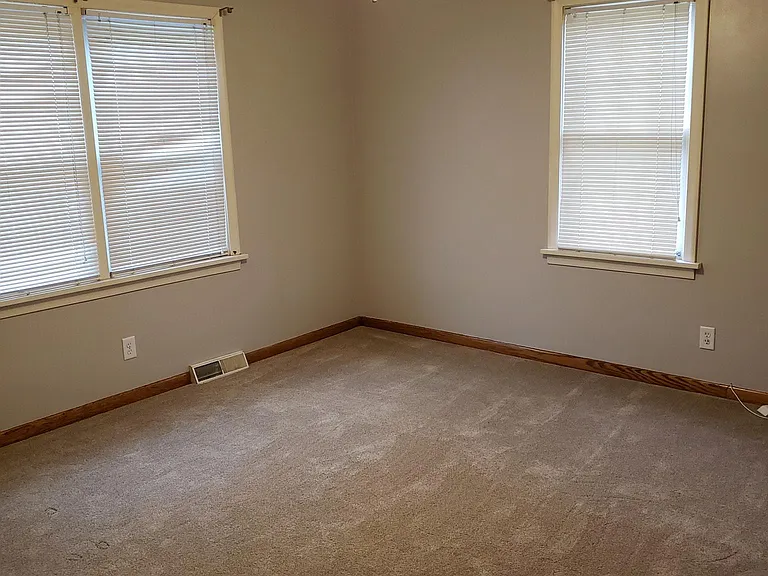 504 Fairmont Pike — Photo 11