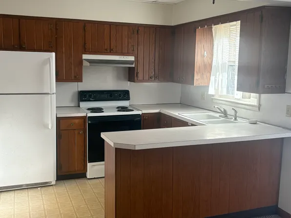 1311 Gravel Pond Rd APT 1, Clarks Summit, PA 18411