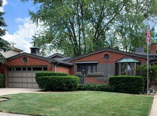 2901 Cherry St, Park Ridge, IL 60068