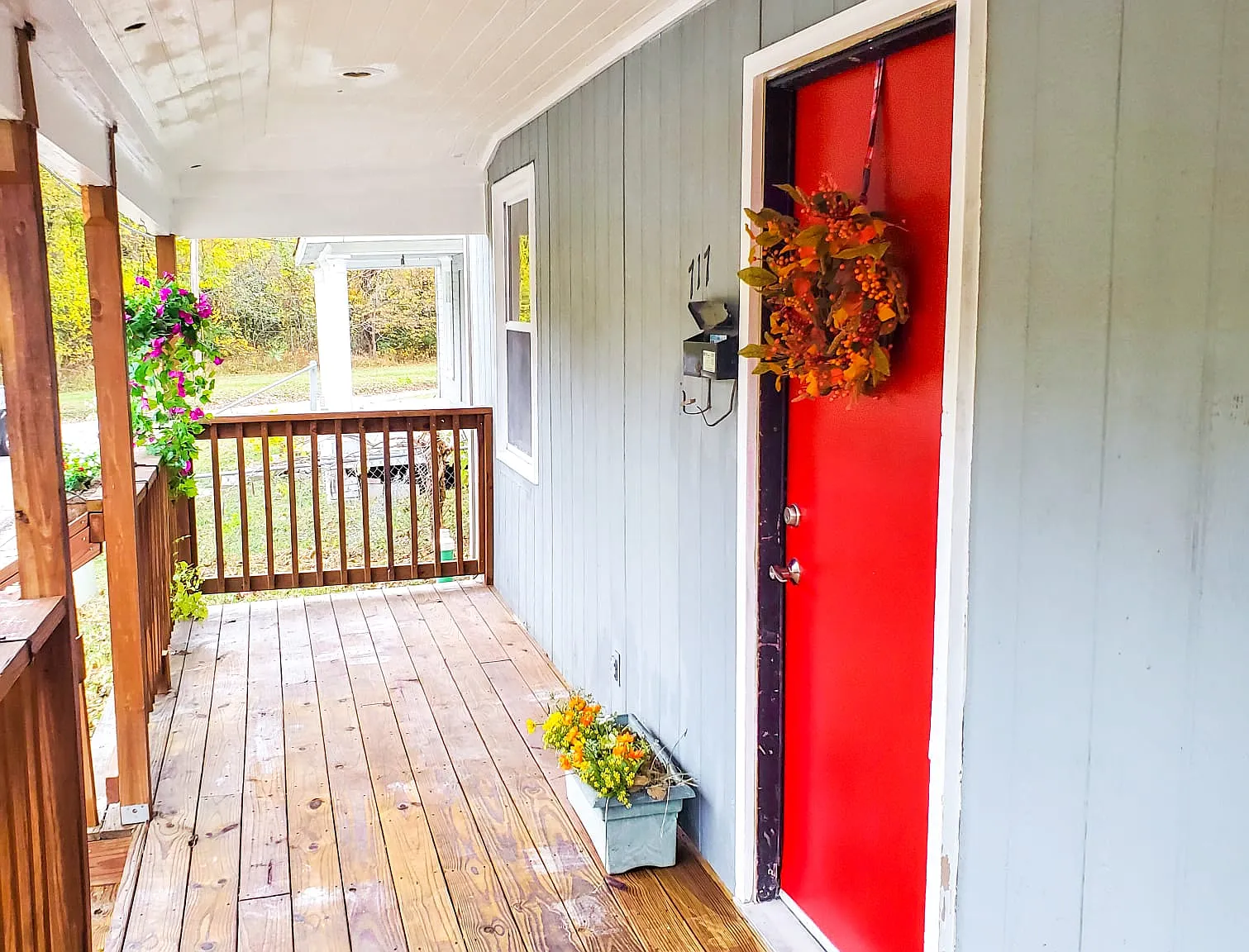 4 bed, 1100 sqft, $1,549 — Photo 2