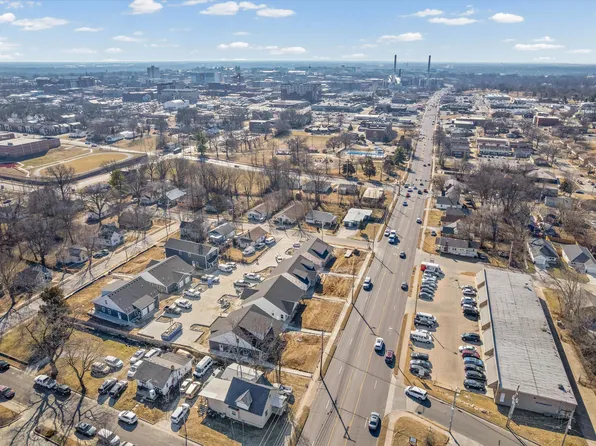 607 N 4th St #102, Columbia, MO 65201