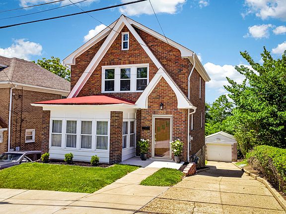 2nd image of 3020 May Street Ext