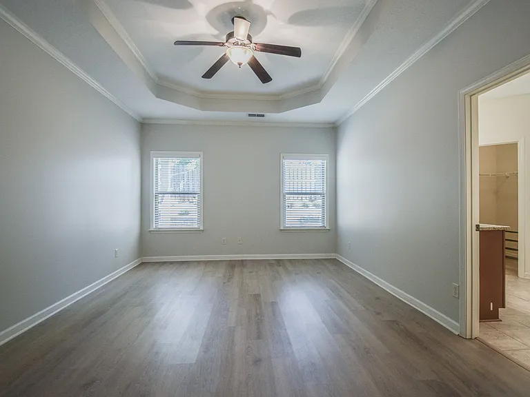 1369 Cloverbrook Cir — Photo 13