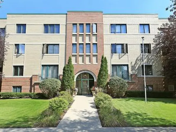 115 N Clifton Ave, Park Ridge, IL 60068