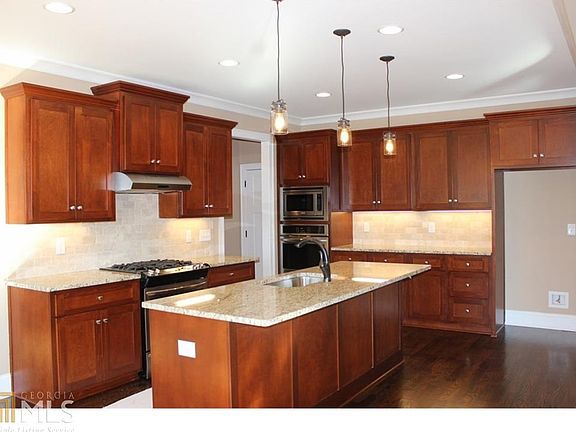 4th image of 151 Chestnut Oak Ln #302