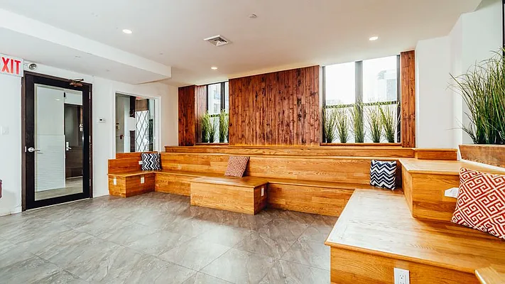 Rented by Nooklyn NYC LLC | media 68