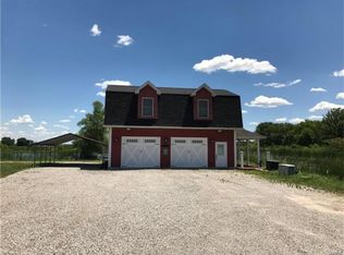 1034 Floraville Rd, Waterloo, IL 62298