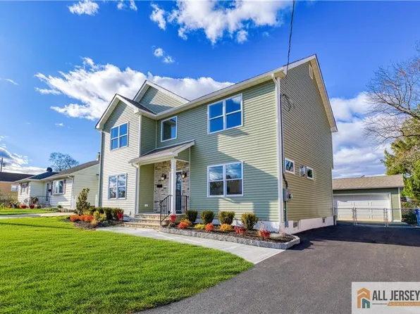 3 Lyons St, South River, NJ 08882