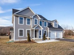 7 McCray Cir, Monson, MA 01057
