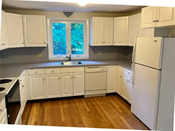 18 Dunstan St APT 1, West Newton, MA 02465