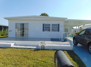 220 Periwinkle St, Nokomis, FL 34275