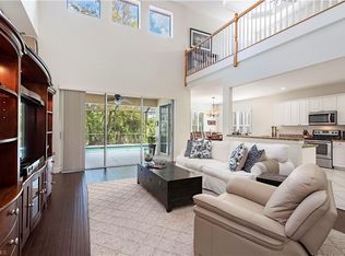 7073 Timberland Cir, Naples, FL 34109