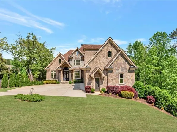 4621 Quail Ct, Flowery Branch, GA 30542