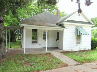 1025 W 7th St, Bloomington, IN