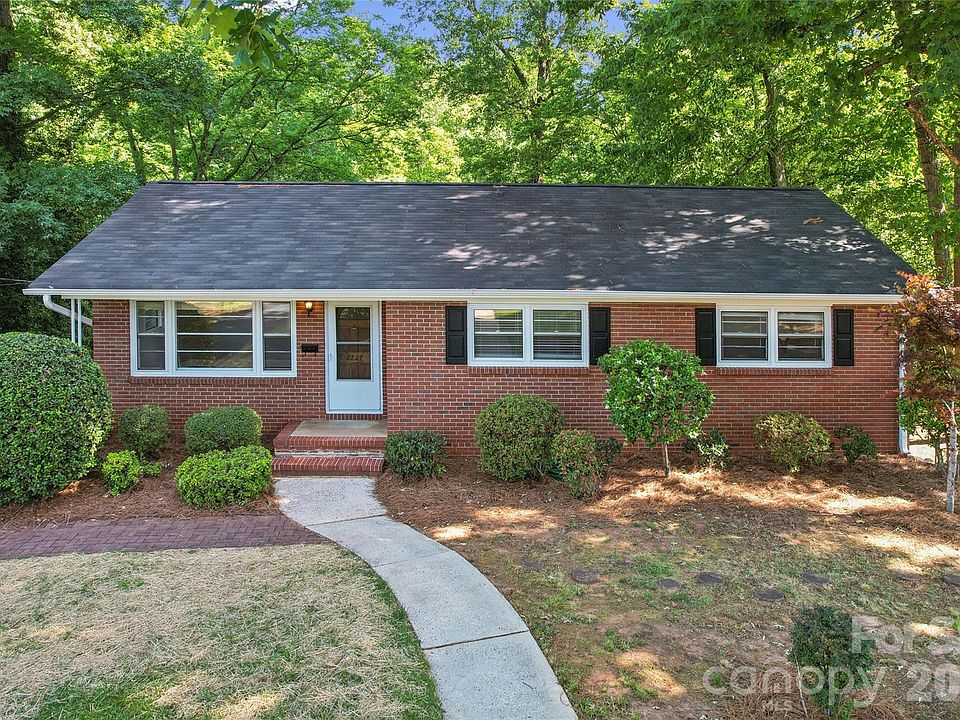 1st image of 2227 Wensley Dr