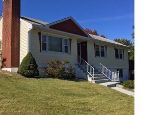 7 Down St, Bridgeport, CT 06606