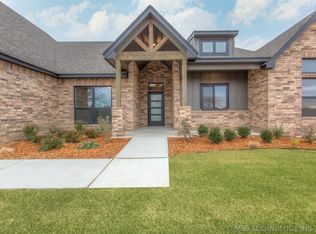 2726 Hickory Ridge Rd, Sapulpa, OK 74066