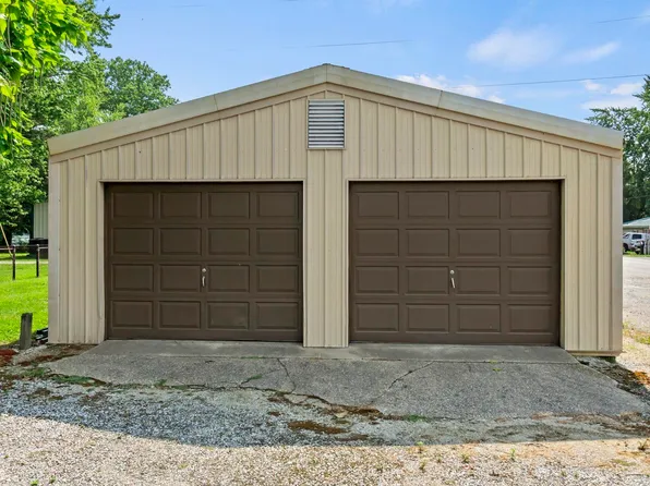 Main St, Macy, IN 46951