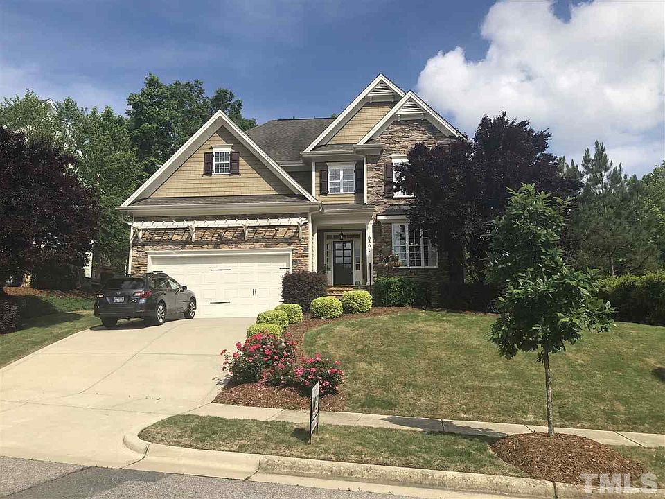 2nd image of 840 Marshall Farm St
