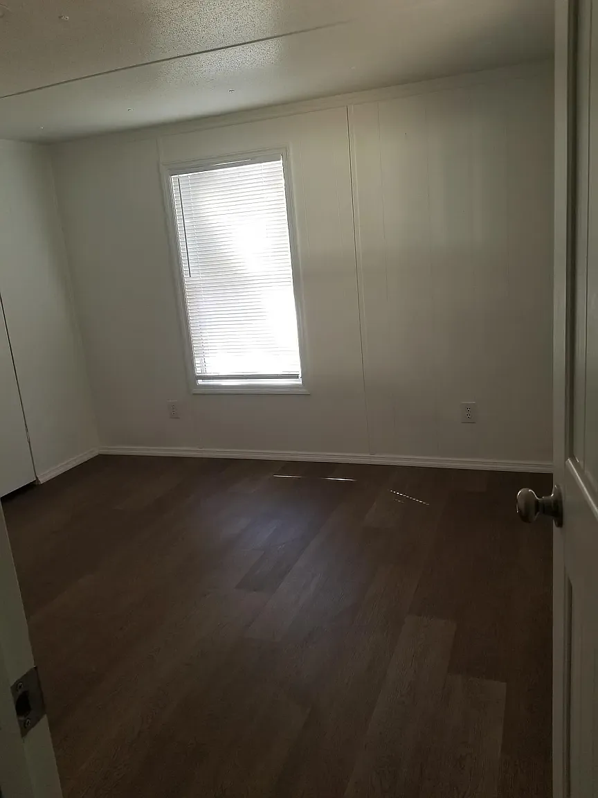 2 bed, 672 sqft, $1,250 — Photo 3