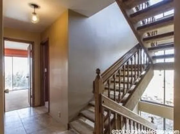 2577 S 100 E, Bountiful, UT 84010