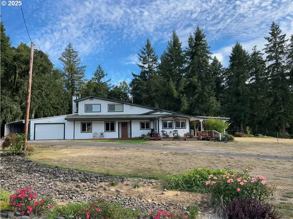 524 Azalea Dr, Elkton, OR 97436