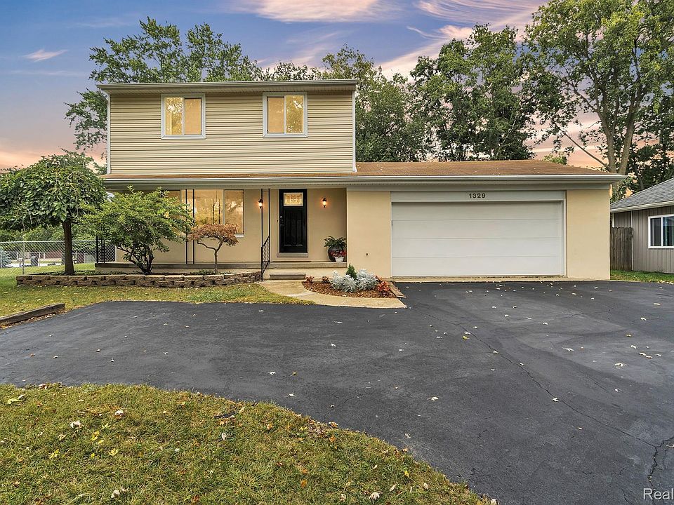 1st image of 1329 Farmridge Ave