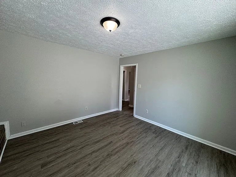 9634 Meadowlark Dr — Photo 17