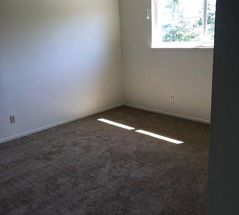 2nd image of 1537 Brookvale Dr #2