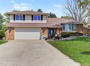 505 Elizabeth St E, Grand Junction, IA 50107