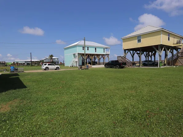 20 Oliver Ln, Grand Isle, LA 70358