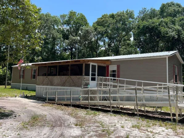 7990 NW 150th St, Trenton, FL 32693