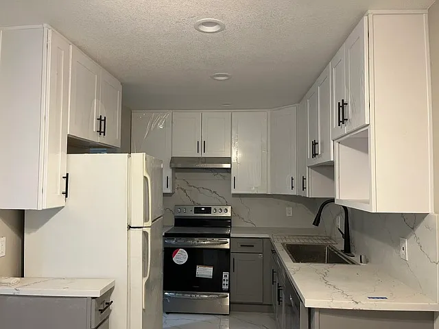 128 Rose Ln — Photo 5